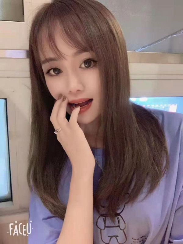 越秀小邻家杨杨